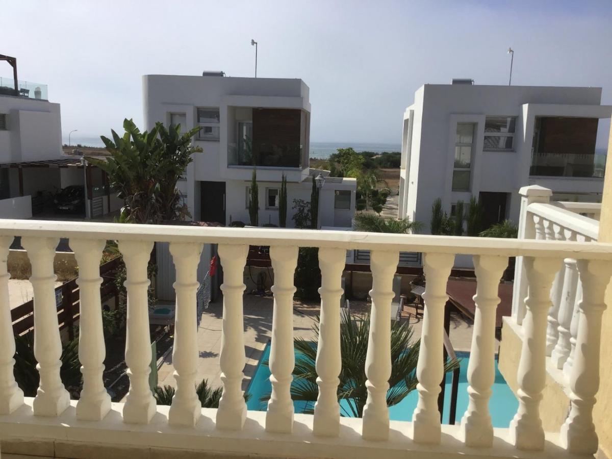 Carolyn Villa Is A Luxury 4-Bedroom Villa With Private Pool In Ayia Napa Bagian luar foto